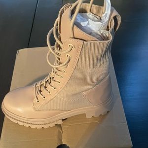 Aldo boots beige size 8